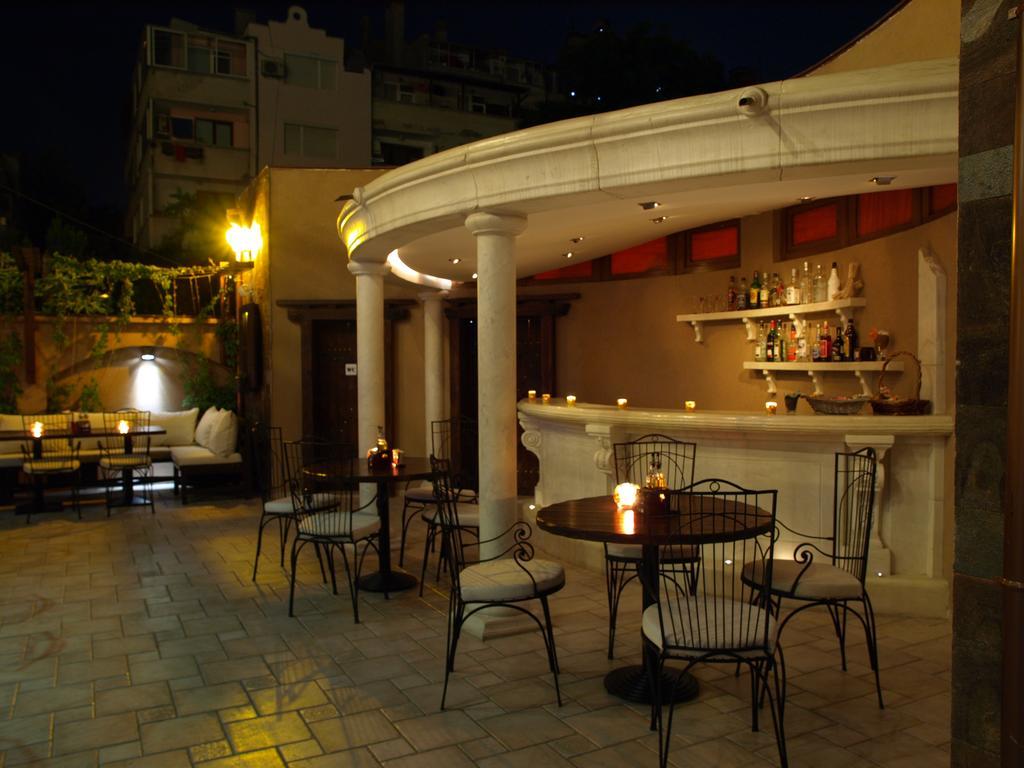 Семеен Хотел Опера Burgas Exterior foto