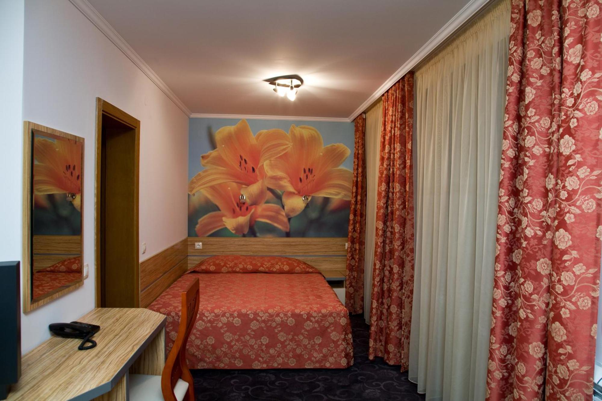 Семеен Хотел Опера Burgas Quarto foto